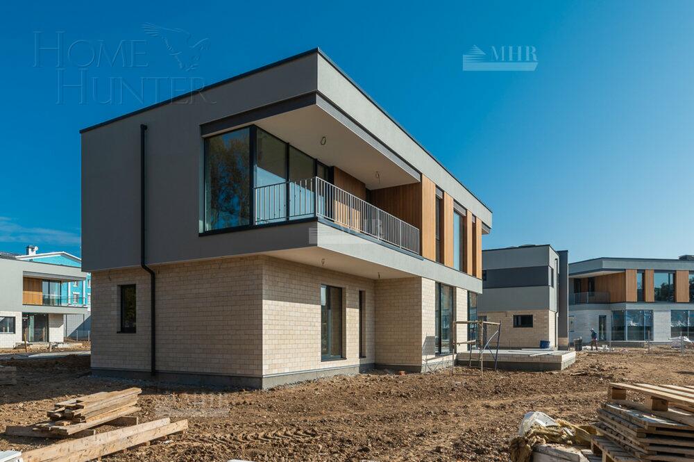 2-этажный коттедж 319.7 м² без отделки