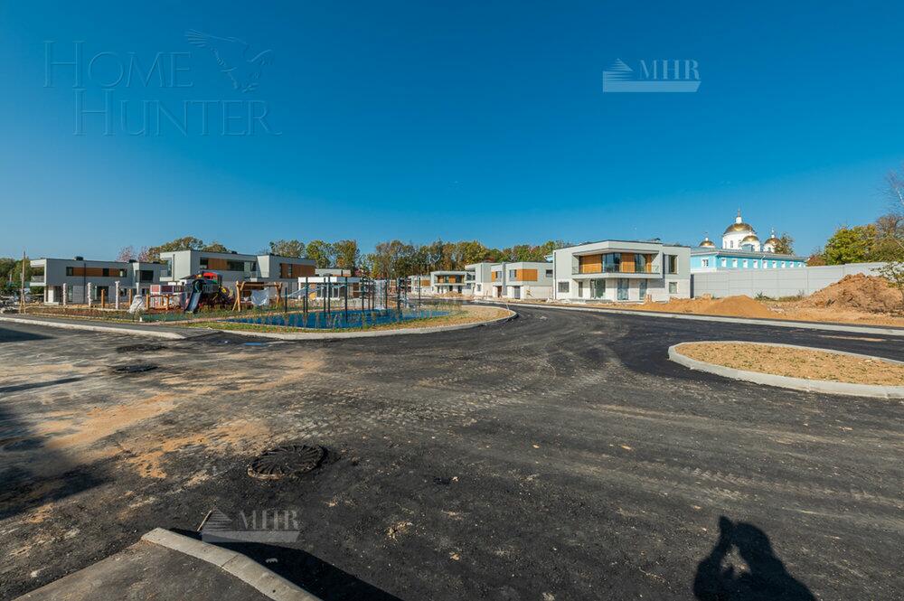 2-этажный коттедж 319.7 м² без отделки