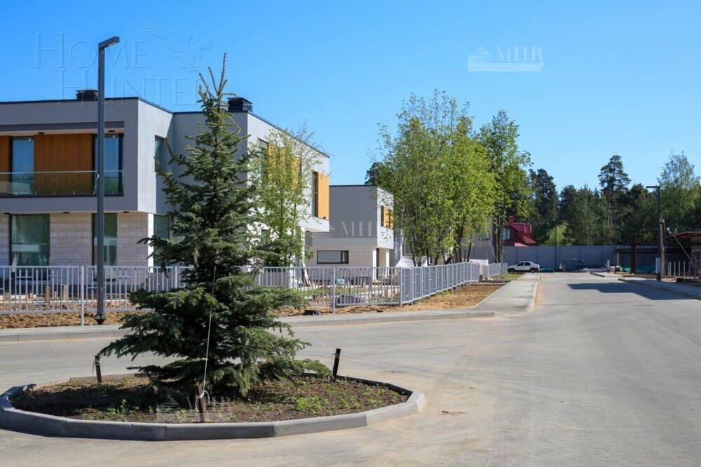 2-этажный коттедж 319.7 м² без отделки
