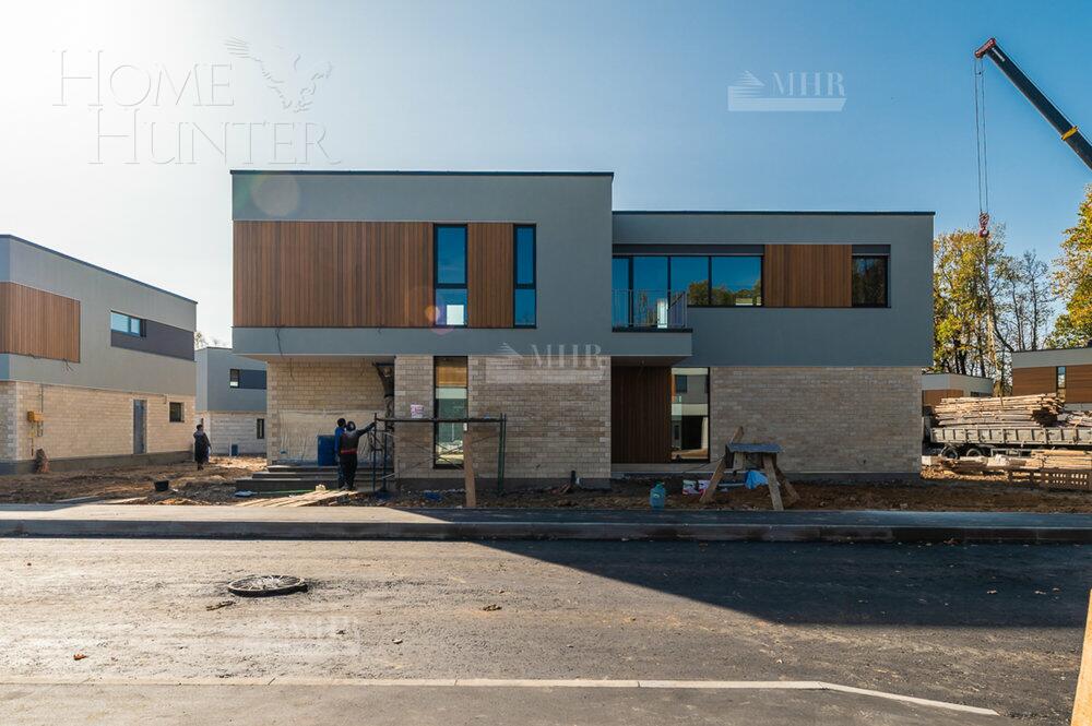 2-этажный коттедж 319.7 м² без отделки