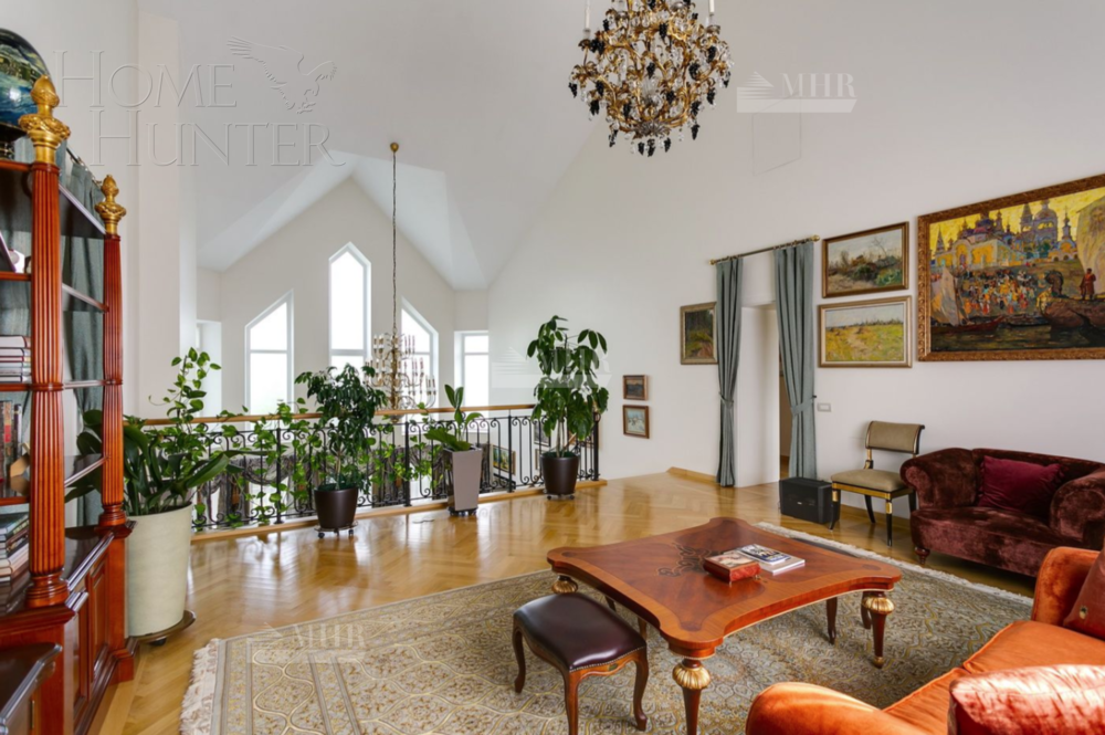 2-этажный коттедж 583 м² с отделкой