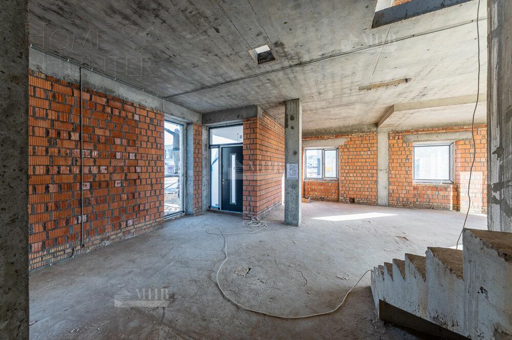 2-этажный коттедж 319.7 м² без отделки