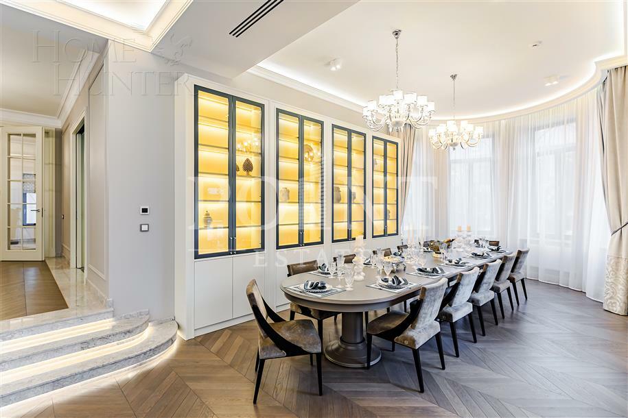 3-этажный коттедж 1 445 м² с отделкой