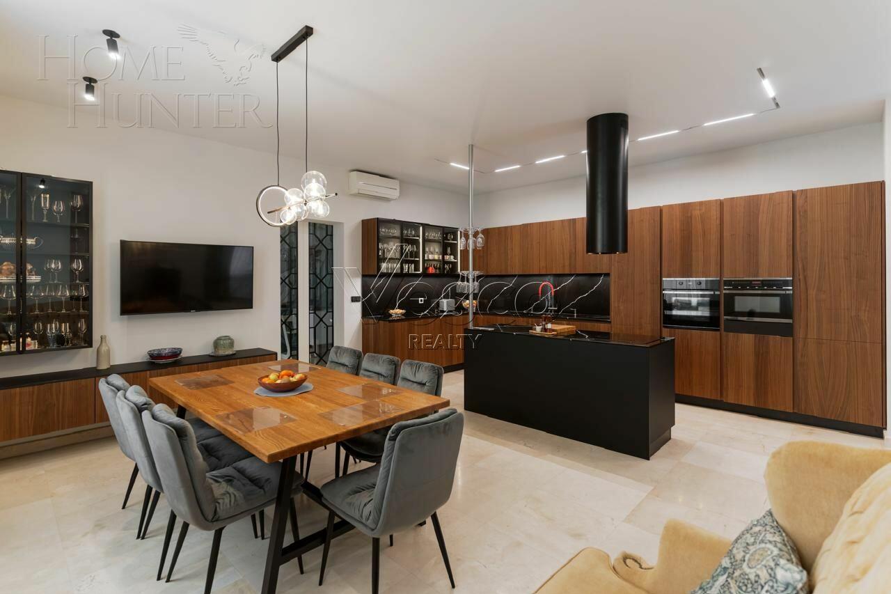 2-этажный коттедж 810 м² с отделкой