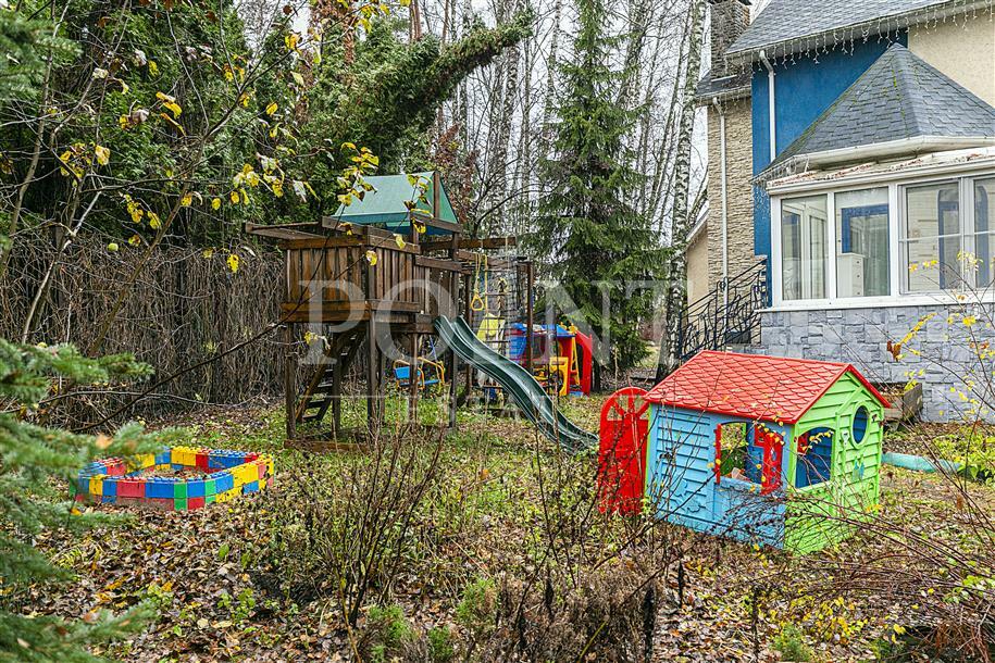 2-этажный коттедж 285 м² с отделкой