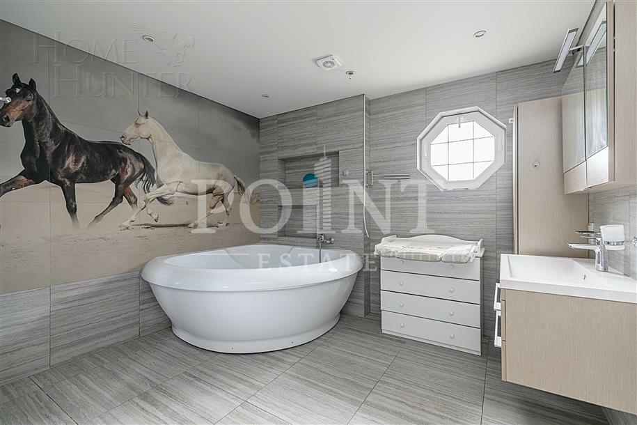 2-этажный коттедж 285 м² с отделкой