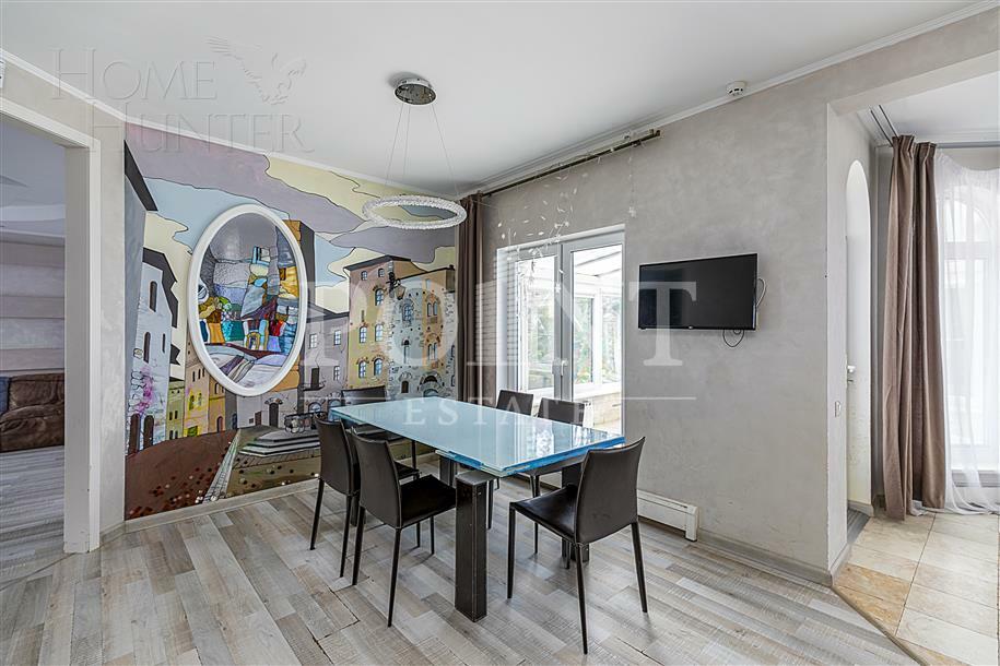 2-этажный коттедж 285 м² с отделкой