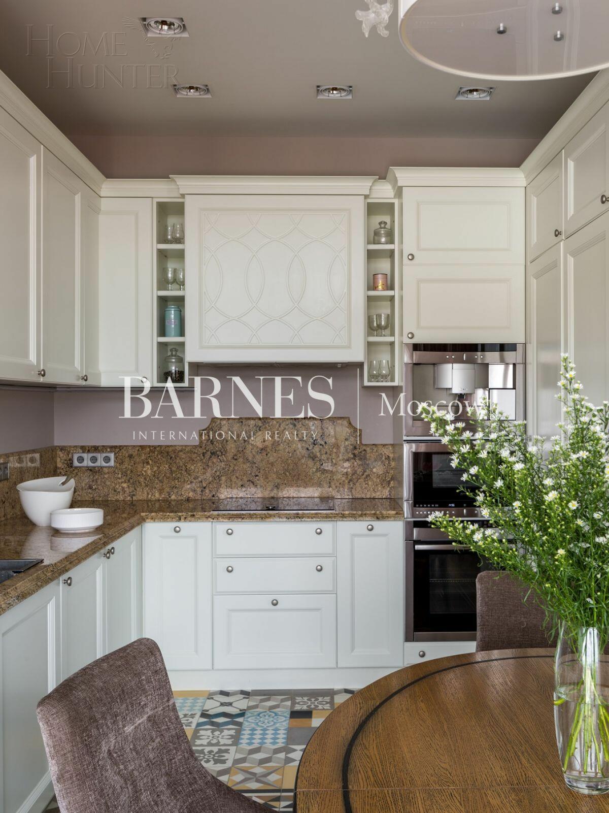 4-КОМН. КВАРТИРА С ОТДЕЛКОЙ 172 М² НА 8 ЭТАЖЕ