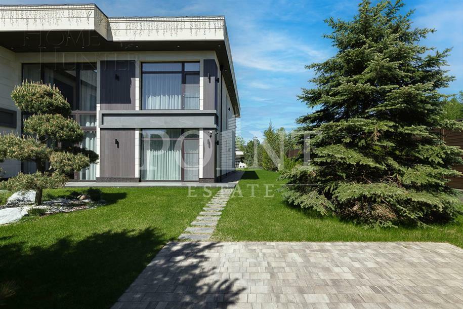 2-этажный коттедж 1 145 м² с отделкой