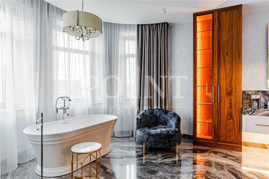 3-этажный коттедж 1 445 м² с отделкой