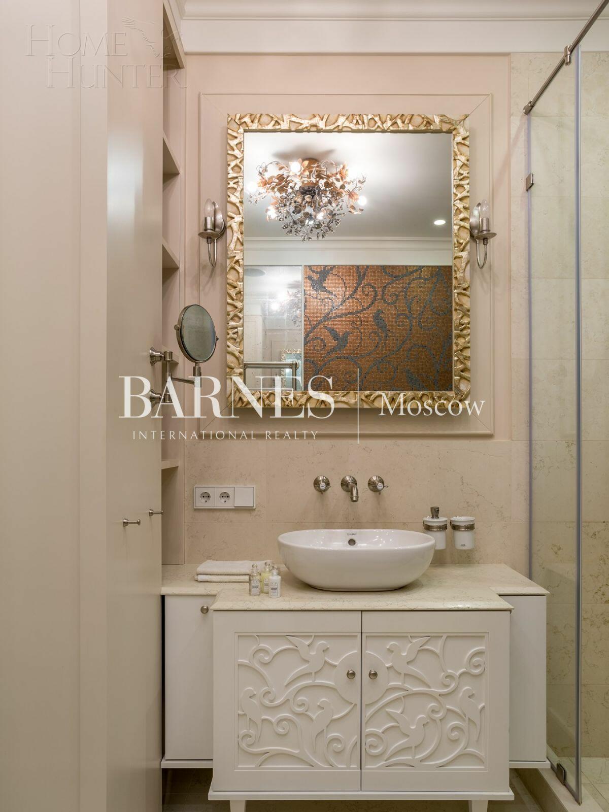 4-КОМН. КВАРТИРА С ОТДЕЛКОЙ 172 М² НА 8 ЭТАЖЕ