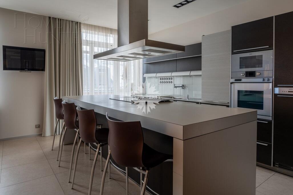 4-КОМН. КВАРТИРА С ОТДЕЛКОЙ 261 М² НА 5 ЭТАЖЕ