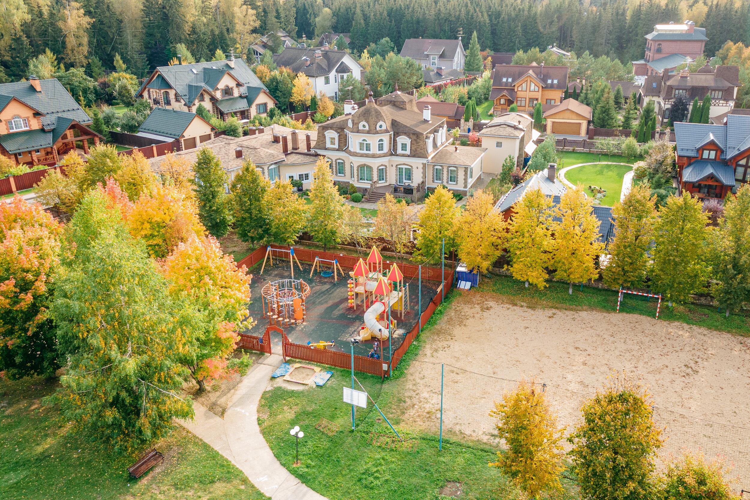 2-этажный коттедж 220 м² без отделки