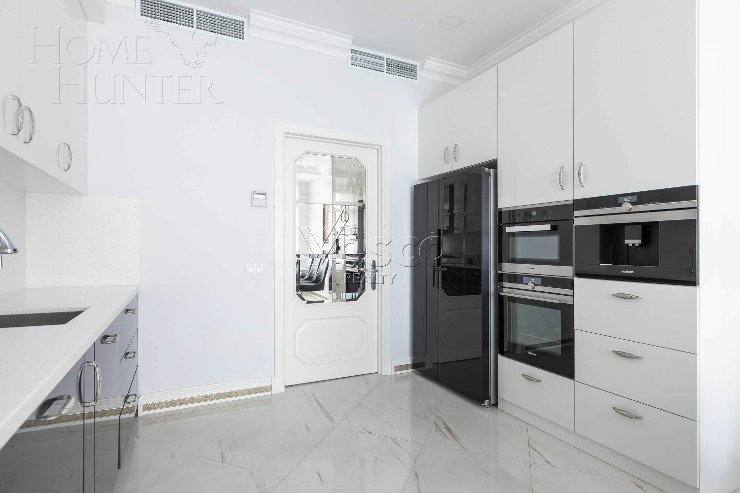 4-КОМН. КВАРТИРА С ОТДЕЛКОЙ 202 М² НА 4 ЭТАЖЕ