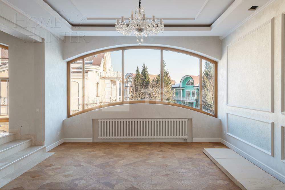 2-этажный коттедж 1 000 м² с отделкой