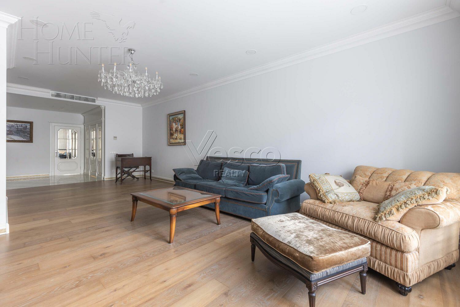 4-КОМН. КВАРТИРА С ОТДЕЛКОЙ 202 М² НА 4 ЭТАЖЕ