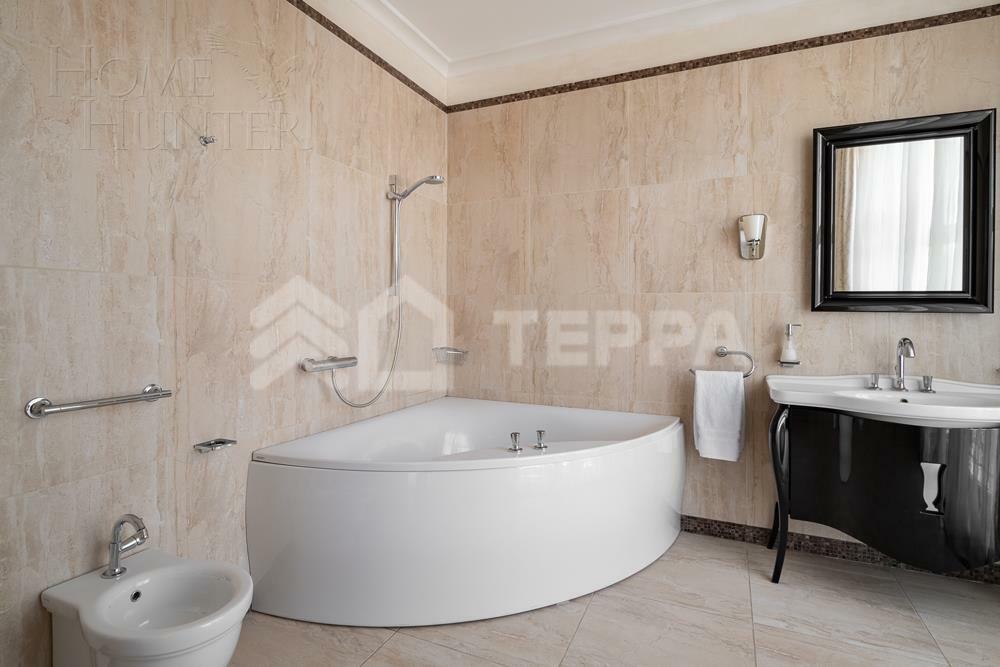 2-этажный коттедж 1 000 м² с отделкой