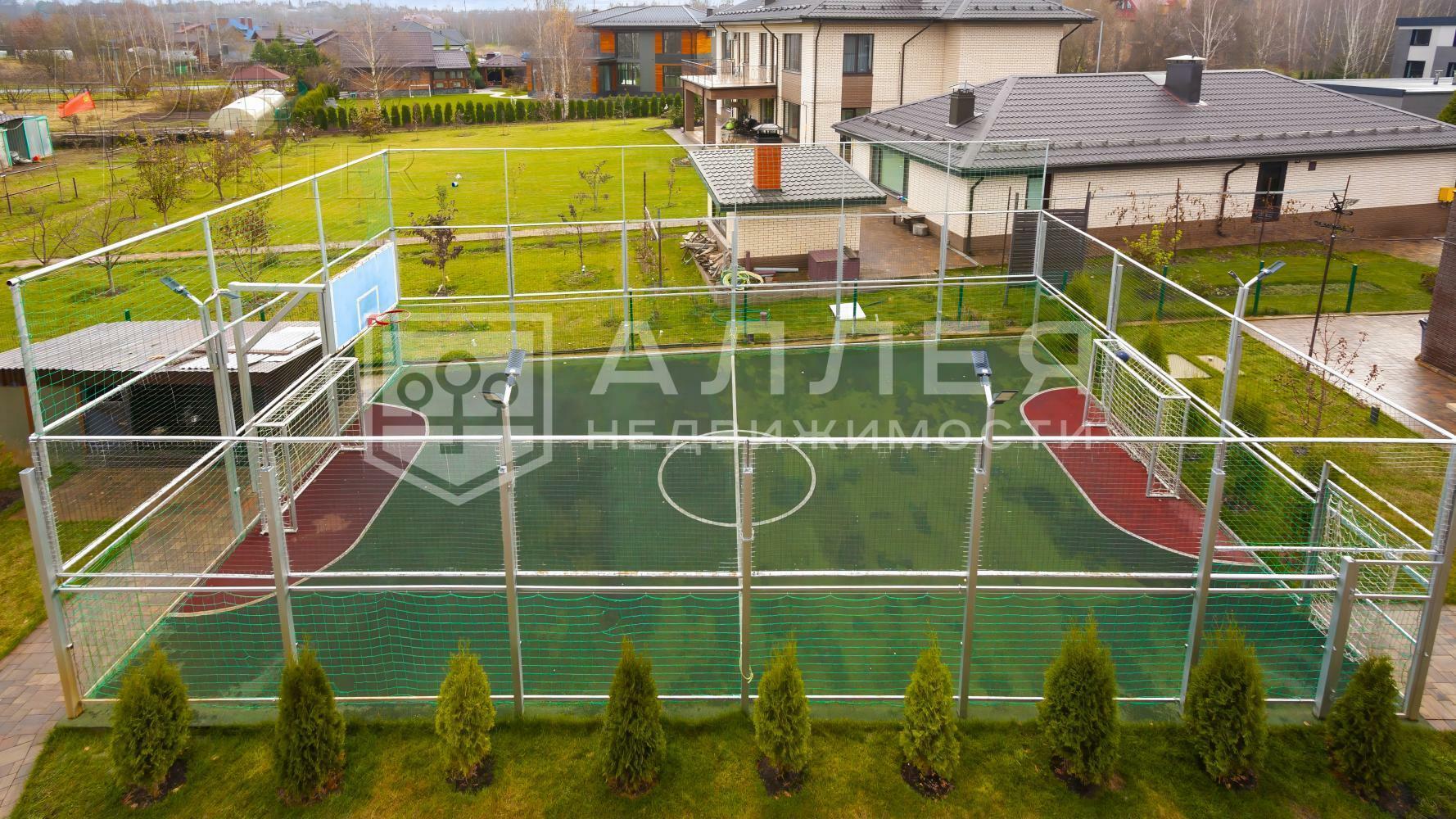 2-этажный коттедж 900 м² с отделкой