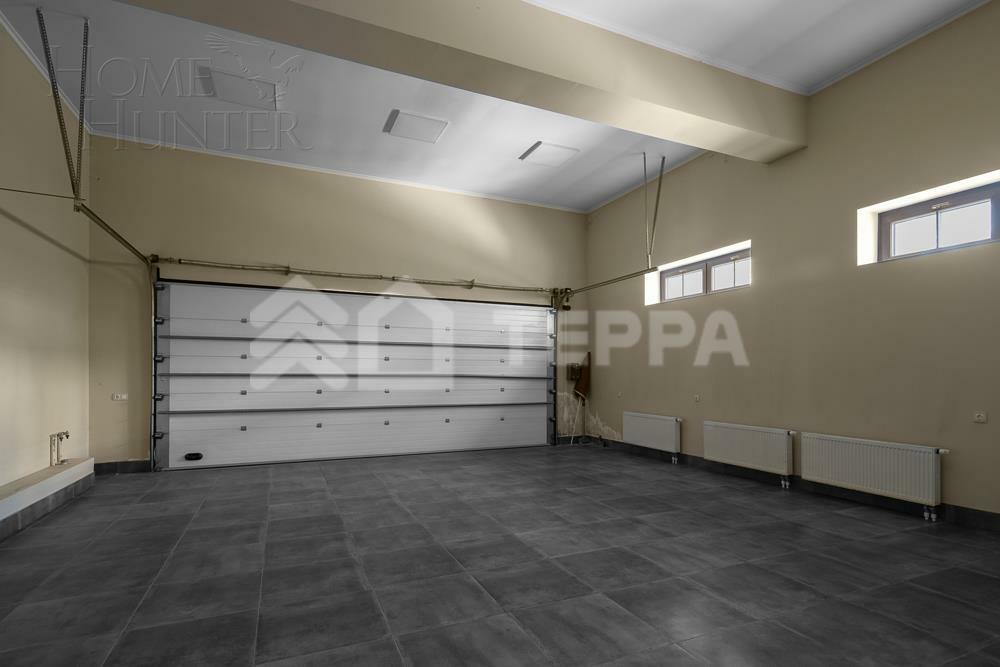 2-этажный коттедж 1 381 м² с отделкой