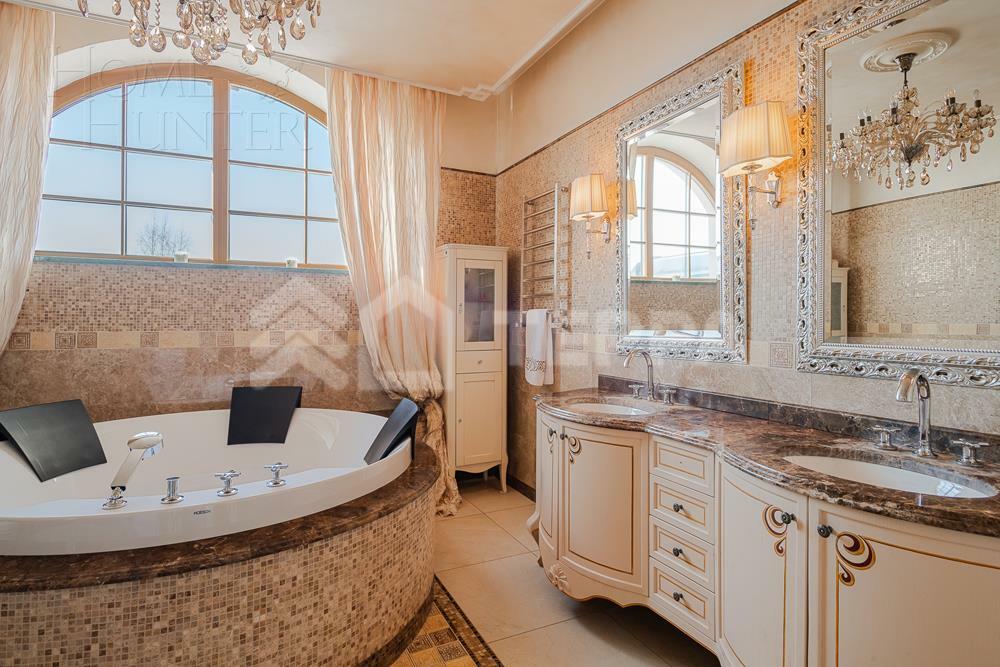 2-этажный коттедж 1 000 м² с отделкой