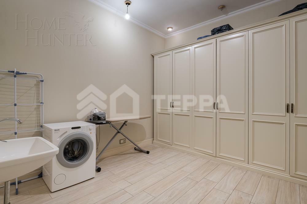 2-этажный коттедж 1 000 м² с отделкой