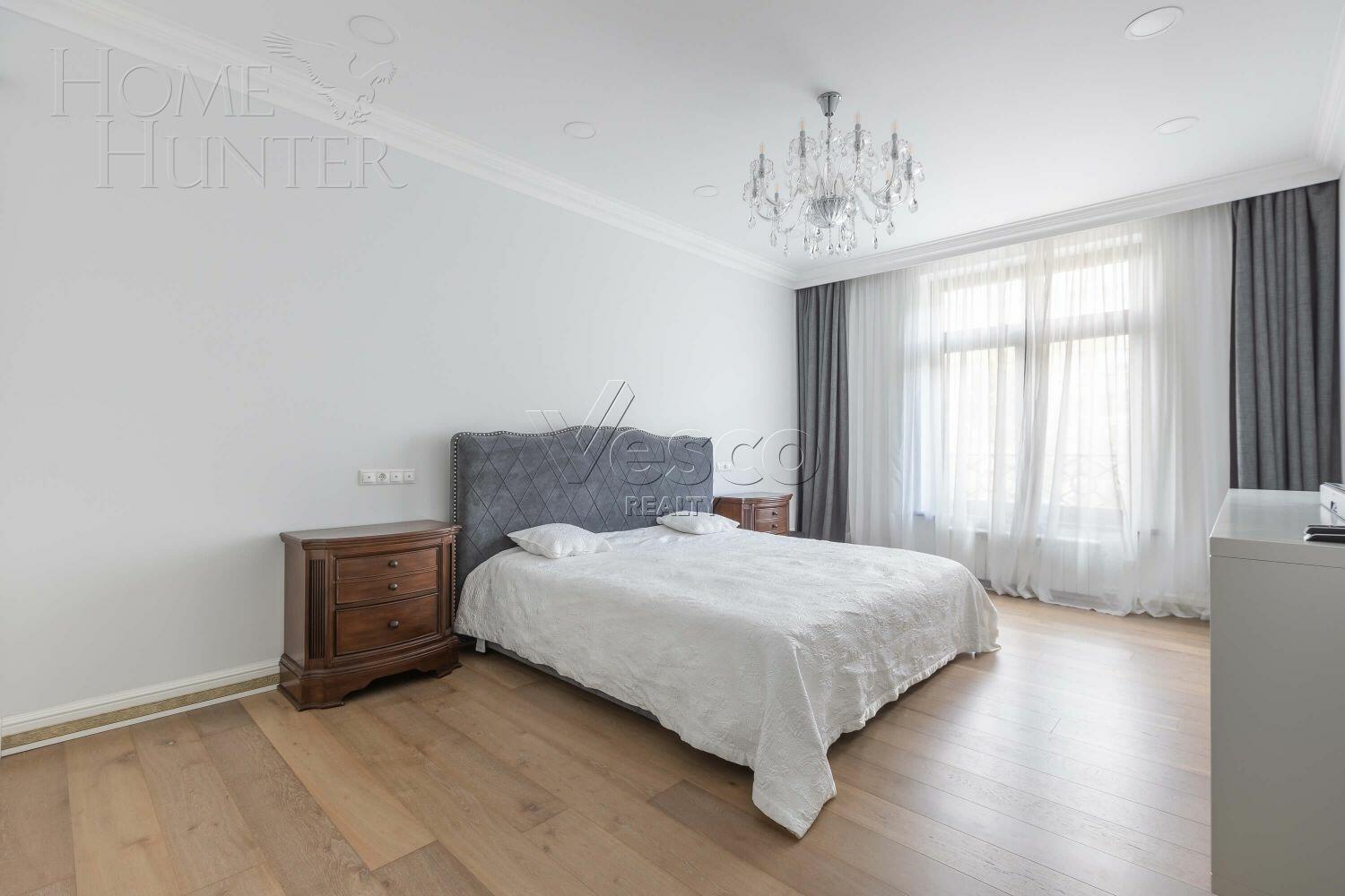 4-КОМН. КВАРТИРА С ОТДЕЛКОЙ 202 М² НА 4 ЭТАЖЕ