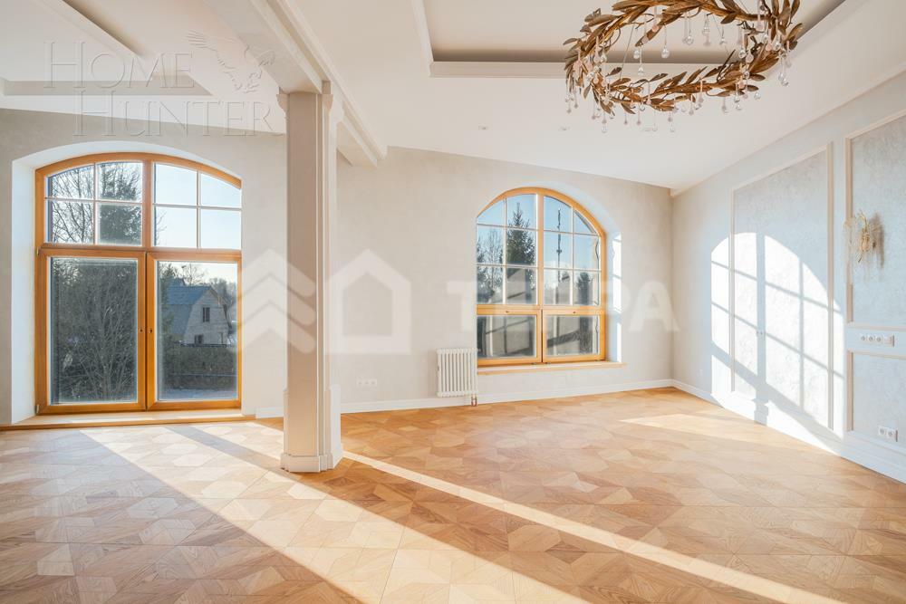 2-этажный коттедж 1 000 м² с отделкой