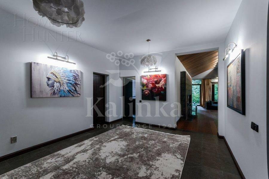 2-этажный коттедж 450 м² с отделкой