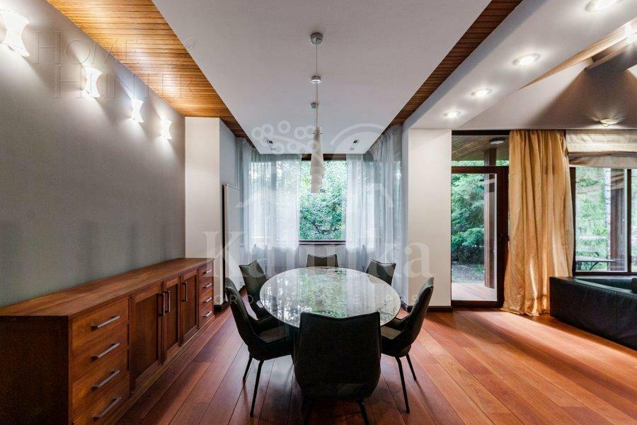 2-этажный коттедж 450 м² с отделкой