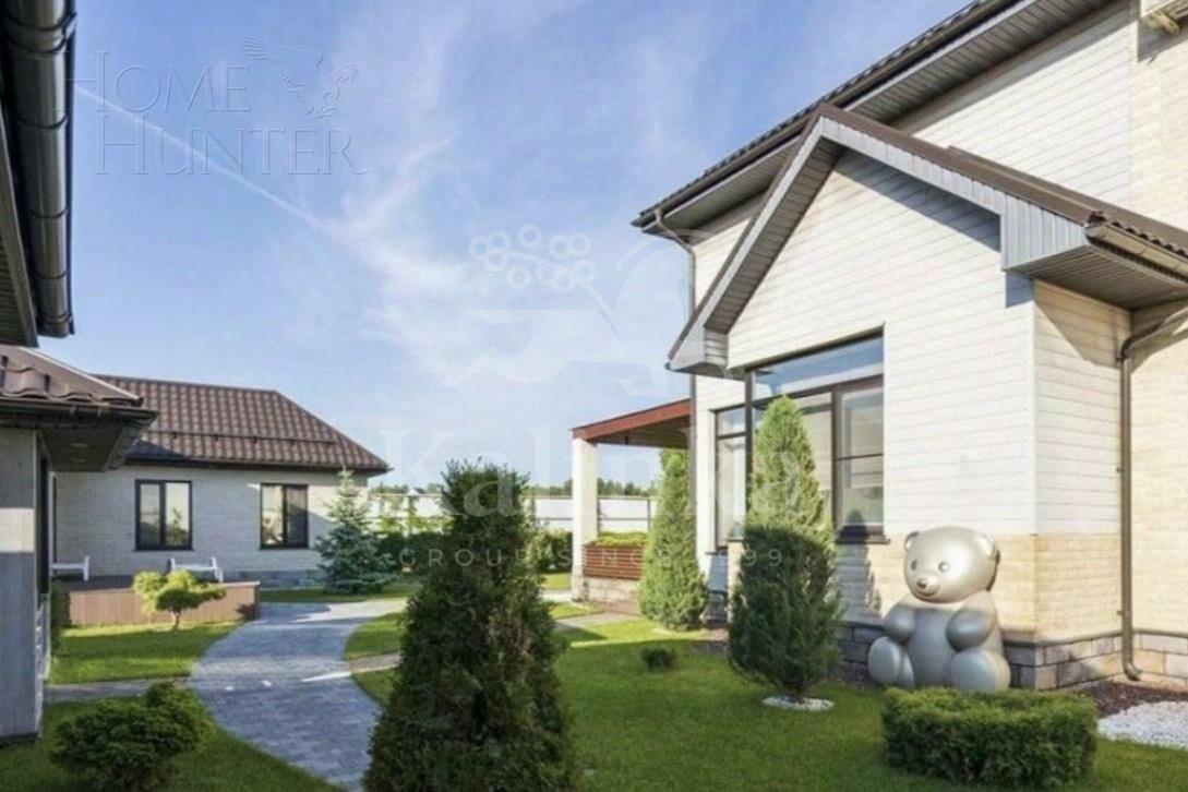 2-этажный коттедж 500 м² с отделкой