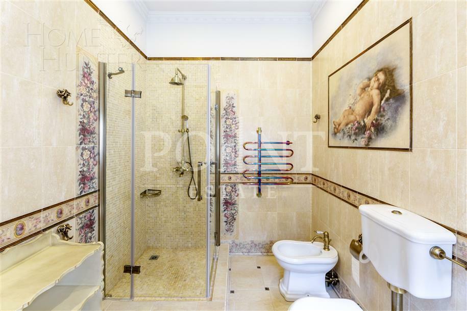 1-этажный коттедж 1 000 м² с отделкой