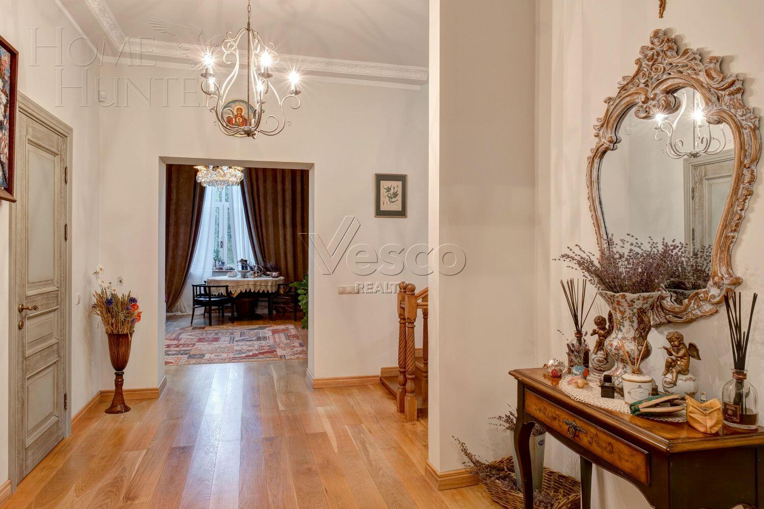 2-этажный коттедж 435 м² с отделкой