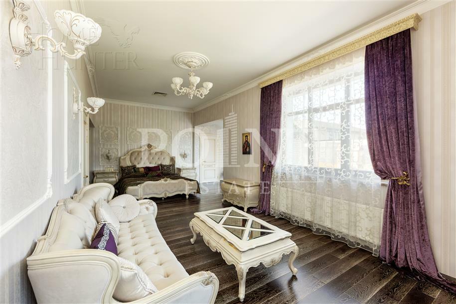 1-этажный коттедж 1 000 м² с отделкой