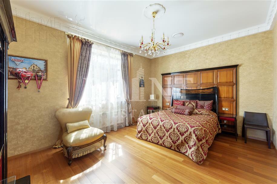 1-этажный коттедж 1 000 м² с отделкой