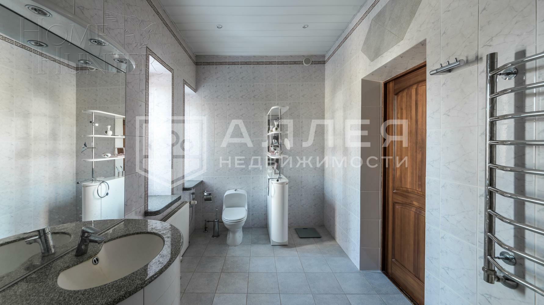 2-этажный коттедж 400 м² с отделкой