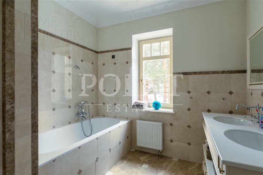 2-этажный коттедж 450 м² с отделкой