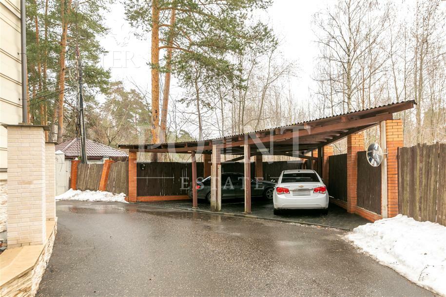 2-этажный коттедж 450 м² с отделкой