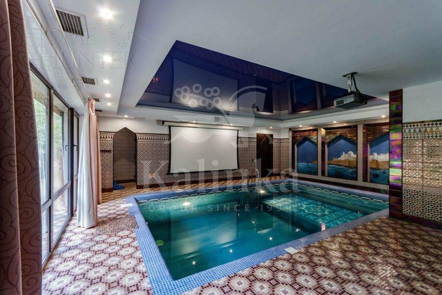 2-этажный коттедж 450 м² с отделкой