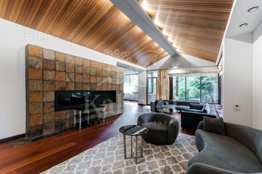 2-этажный коттедж 450 м² с отделкой