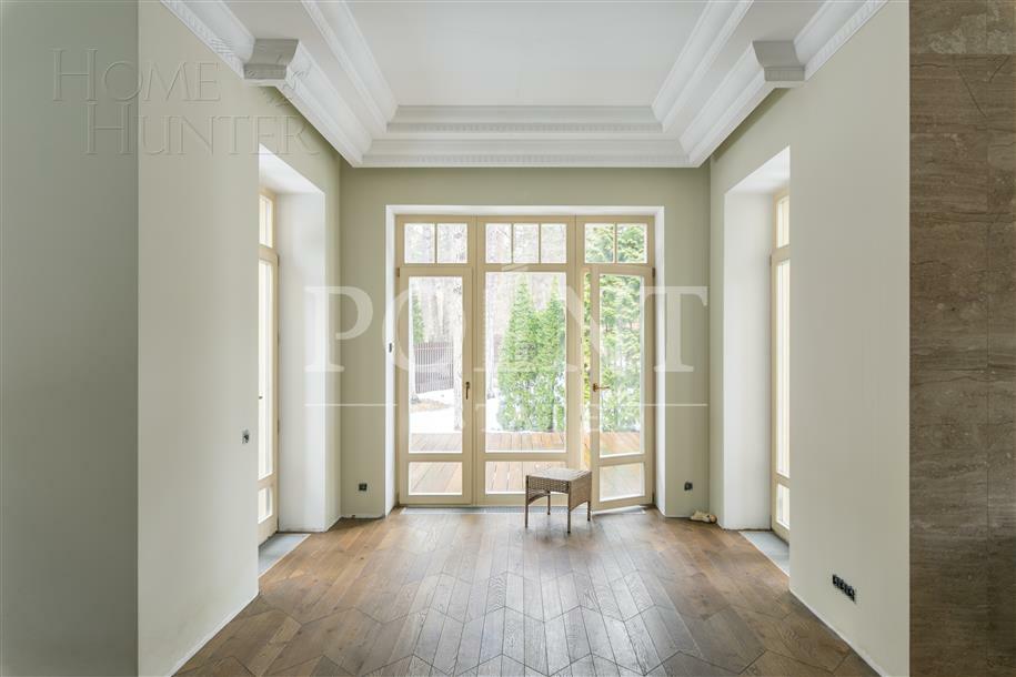 2-этажный коттедж 450 м² с отделкой