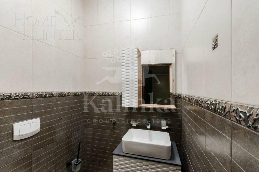 2-этажный коттедж 450 м² с отделкой