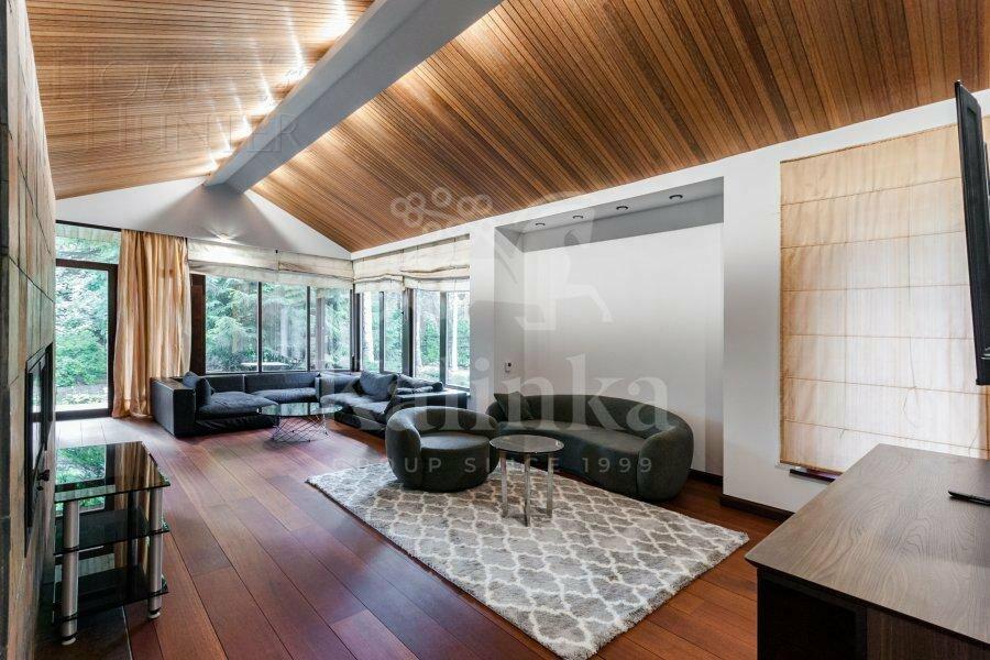 2-этажный коттедж 450 м² с отделкой