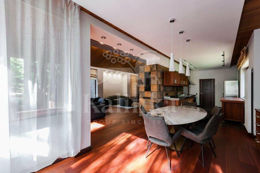 2-этажный коттедж 450 м² с отделкой