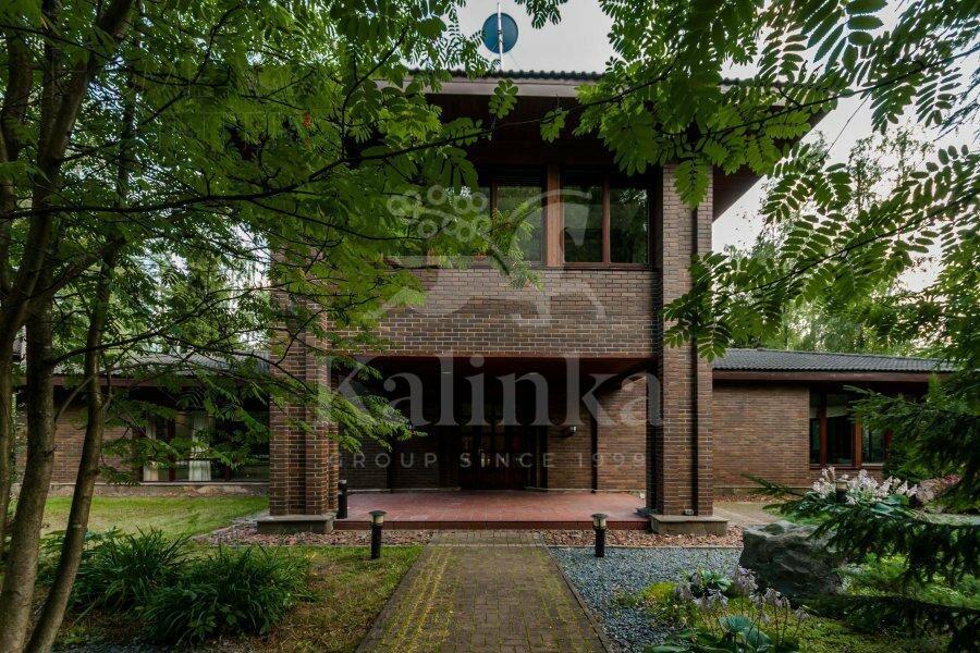 2-этажный коттедж 450 м² с отделкой