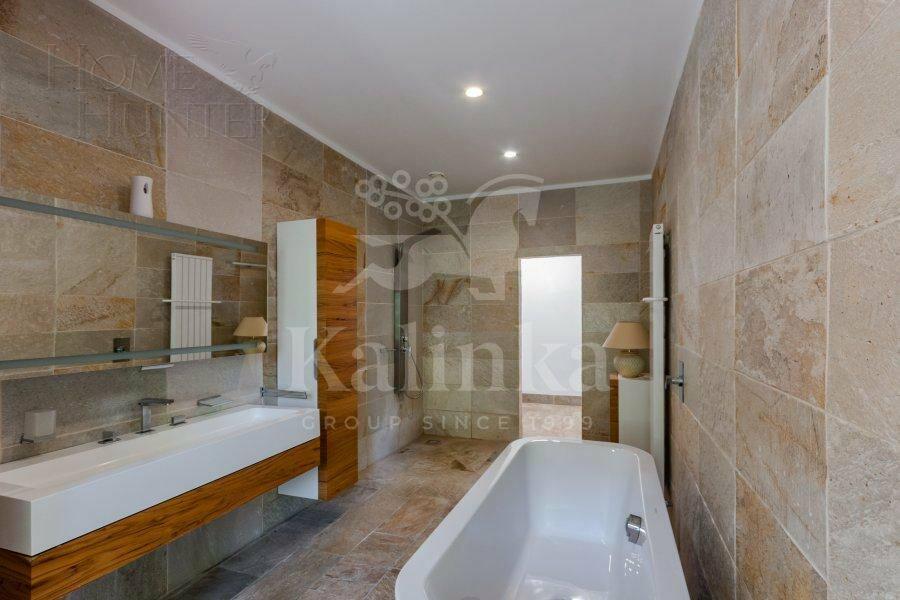 2-этажный коттедж 450 м² с отделкой