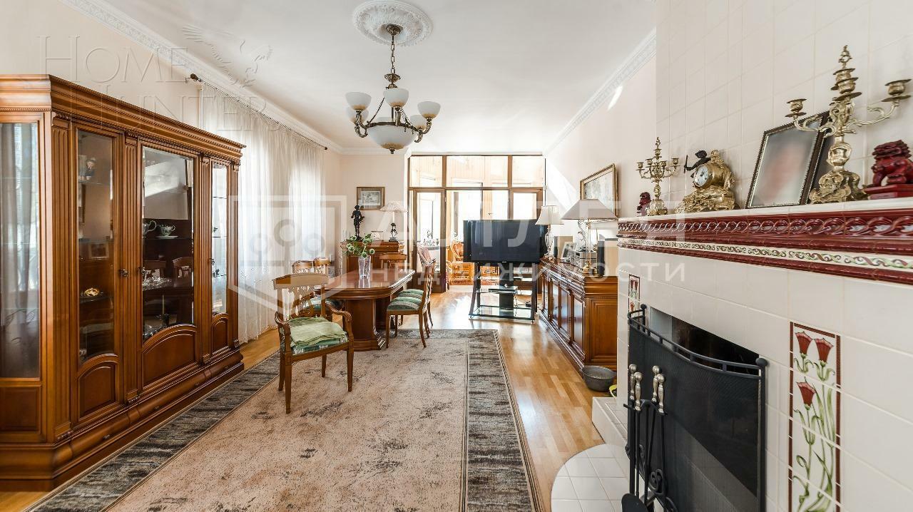 2-этажный коттедж 400 м² с отделкой