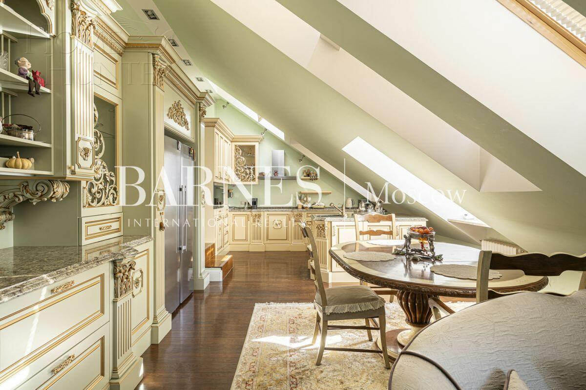 2-УРОВНЕВЫЙ ПЕНТХАУС С ОТДЕЛКОЙ 345 М² НА 5 ЭТАЖЕ