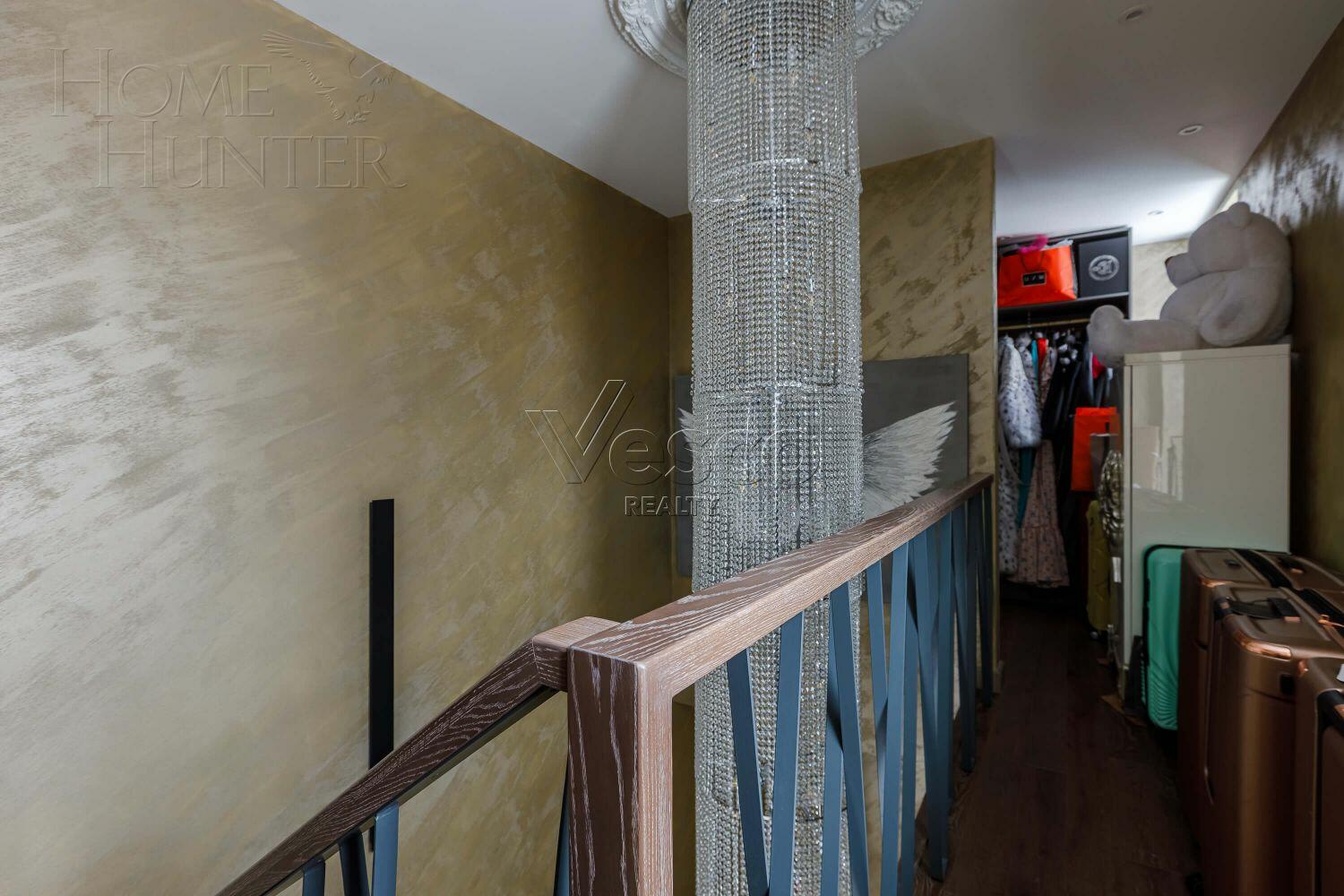 3-этажный таунхаус 170 м² с отделкой