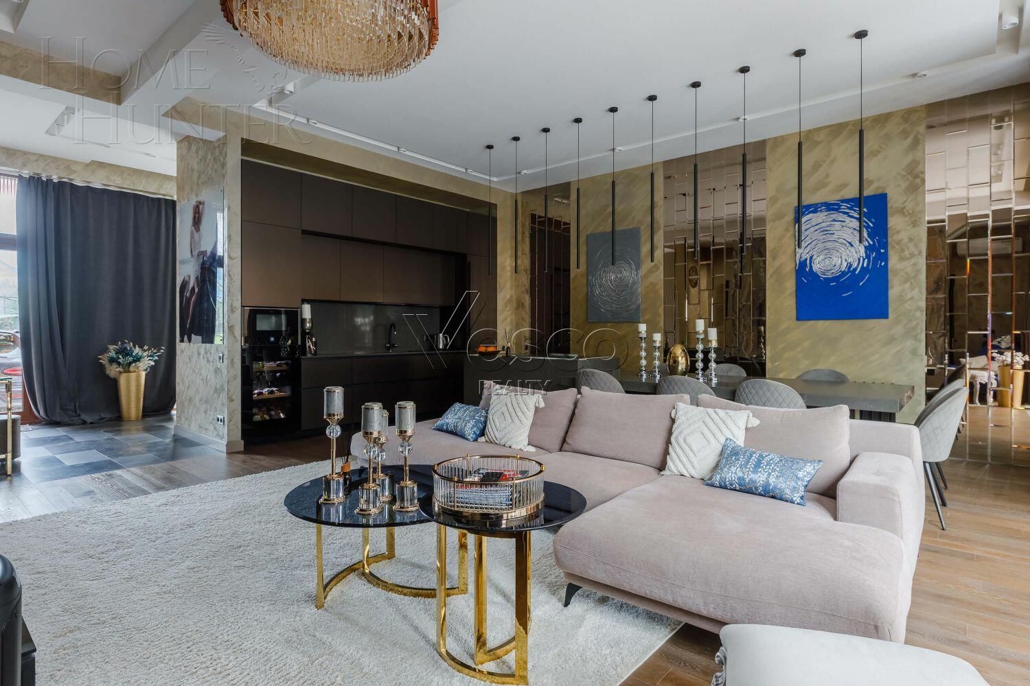 3-этажный таунхаус 170 м² с отделкой