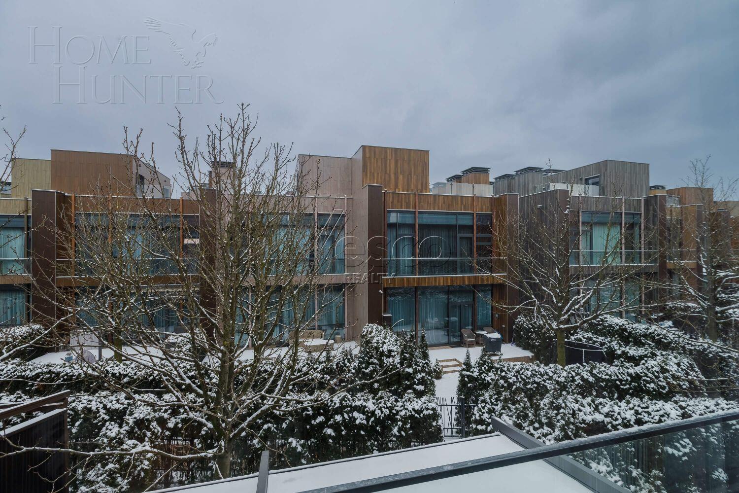 3-этажный таунхаус 170 м² с отделкой